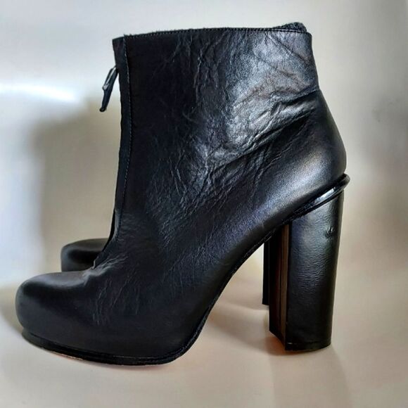 Dolce Vita Joya Sock Boot 8 - Picture 1 of 11